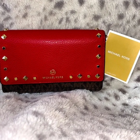 MICHAEL KORS JET SET CHARM SMALL STUDDED CELLPHONE CROSSBODY BAG